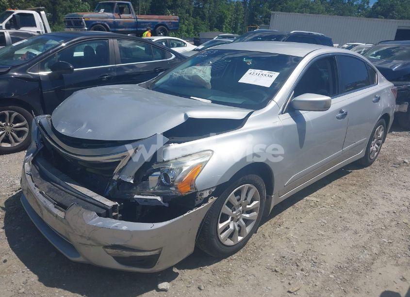 Photo 2 of 2015 Nissan Altima 2.5 S (VIN 1N4AL3AP8FC411653)