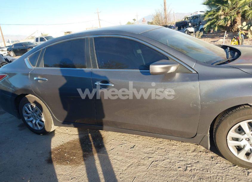 Photo 13 of 2015 Nissan Altima 2.5 S (VIN 1N4AL3AP8FC425908)