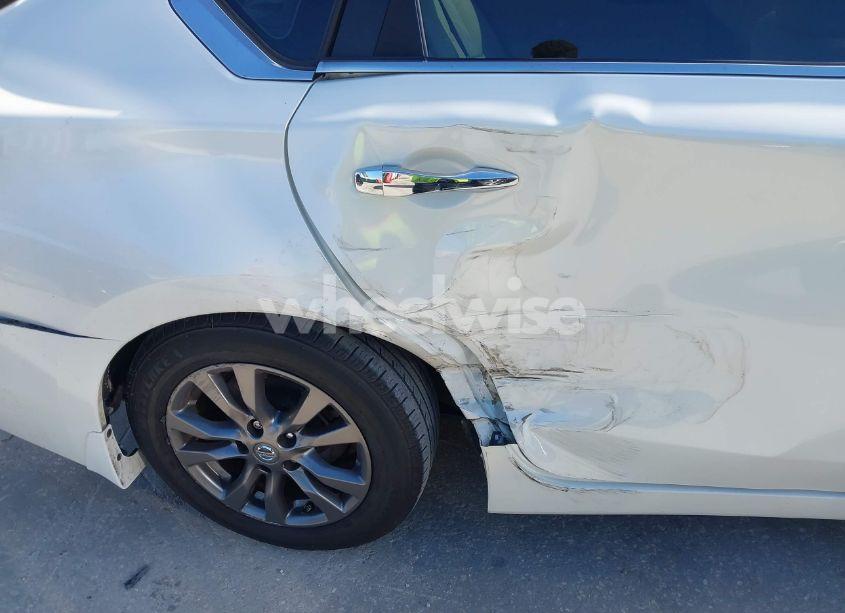 Photo 6 of 2015 Nissan Altima 2.5 S (VIN 1N4AL3AP8FC442188)