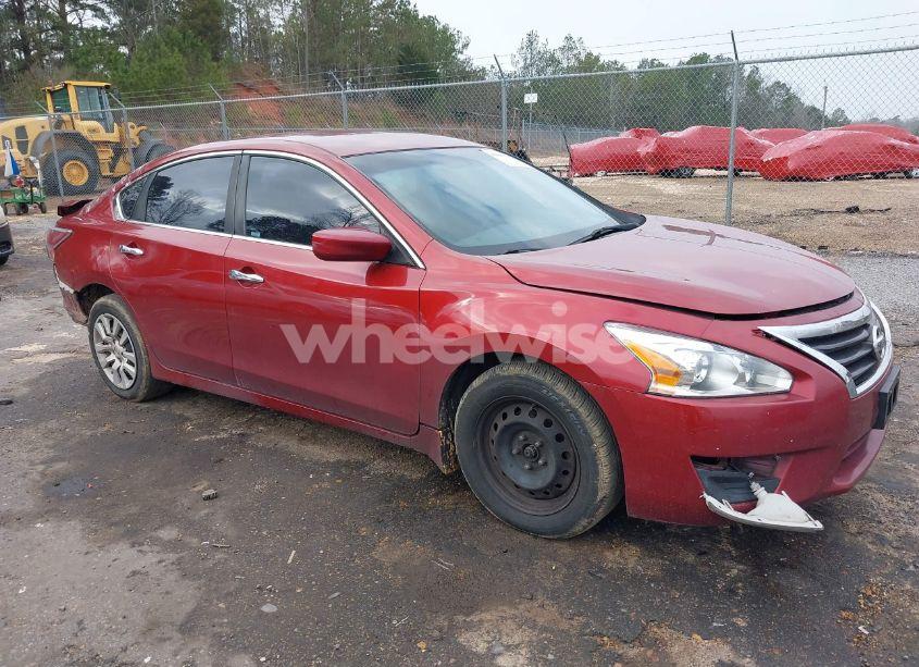 2015 Nissan Altima 2.5 S (VIN 1N4AL3AP8FC450646) main photo