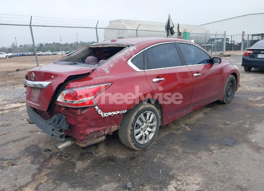 Photo 4 of 2015 Nissan Altima 2.5 S (VIN 1N4AL3AP8FC450646)