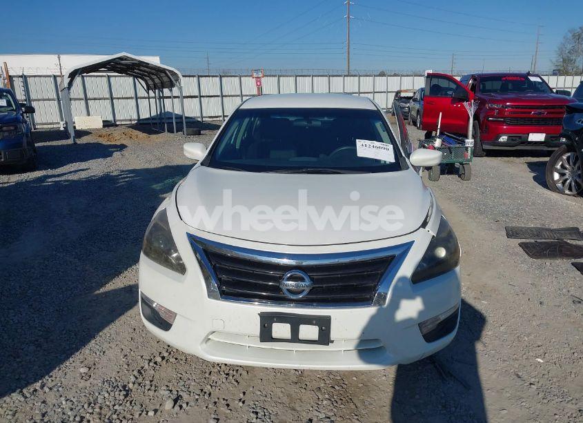 Photo 12 of 2015 Nissan Altima 2.5 S (VIN 1N4AL3AP8FC452851)