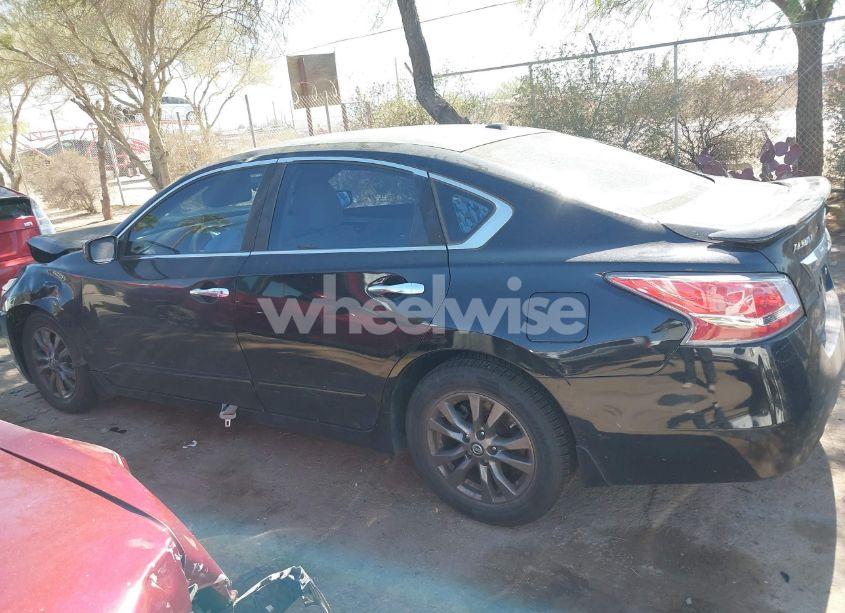 Photo 15 of 2015 Nissan Altima 2.5 S (VIN 1N4AL3AP8FC464532)