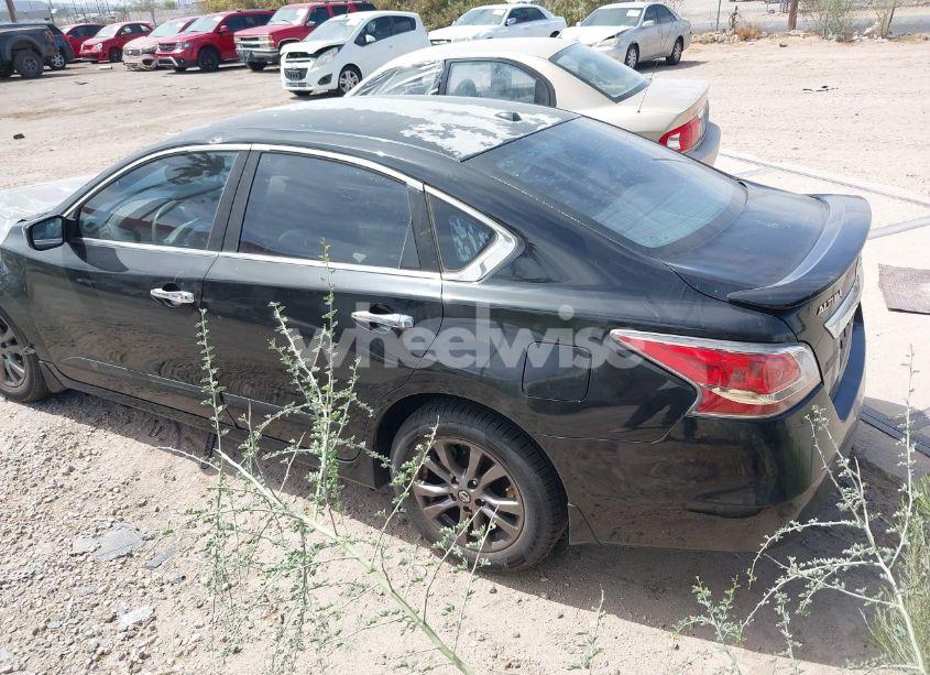 Photo 3 of 2015 Nissan Altima 2.5 S (VIN 1N4AL3AP8FC464532)