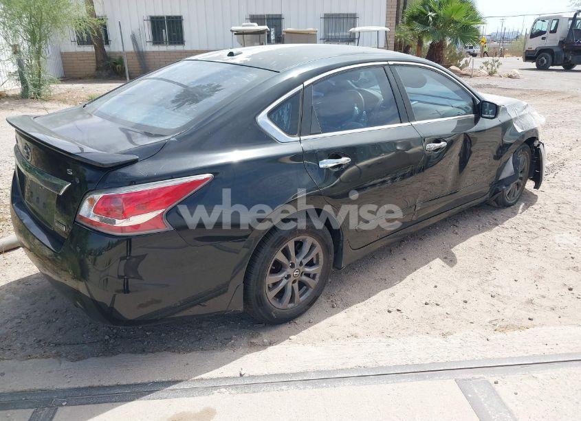 Photo 4 of 2015 Nissan Altima 2.5 S (VIN 1N4AL3AP8FC464532)