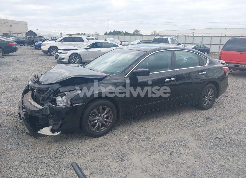 Photo 2 of 2015 Nissan Altima 2.5 S (VIN 1N4AL3AP8FC467639)