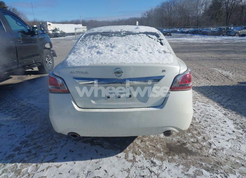 Photo 16 of 2015 Nissan Altima 2.5 S (VIN 1N4AL3AP8FC470847)