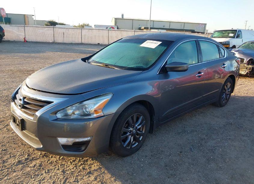 Photo 2 of 2015 Nissan Altima 2.5 S (VIN 1N4AL3AP8FC494694)