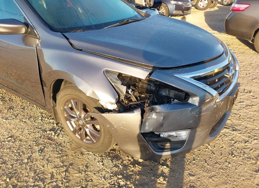 Photo 6 of 2015 Nissan Altima 2.5 S (VIN 1N4AL3AP8FC494694)