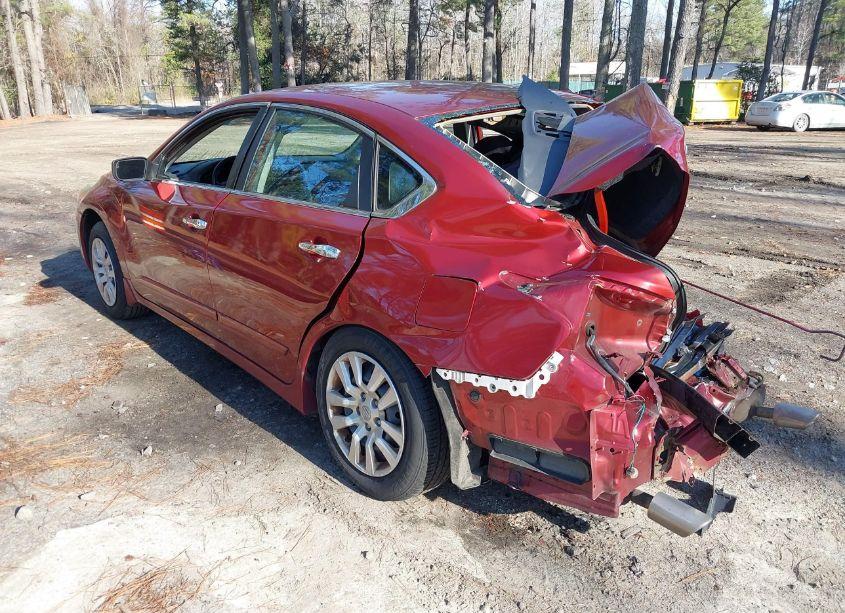 Photo 3 of 2015 Nissan Altima 2.5 S (VIN 1N4AL3AP8FC498597)