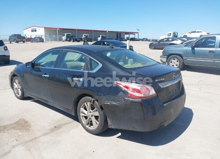 Photo 3 of 2015 Nissan Altima 2.5 SV (VIN 1N4AL3AP8FC498664)