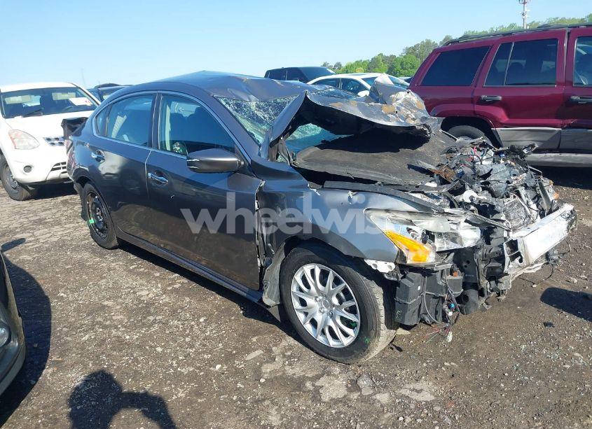 2015 Nissan Altima 2.5 S (VIN 1N4AL3AP8FC576828) main photo