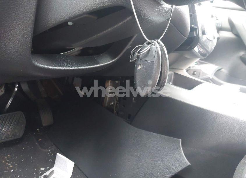 Photo 11 of 2015 Nissan Altima 2.5 S (VIN 1N4AL3AP8FC576828)