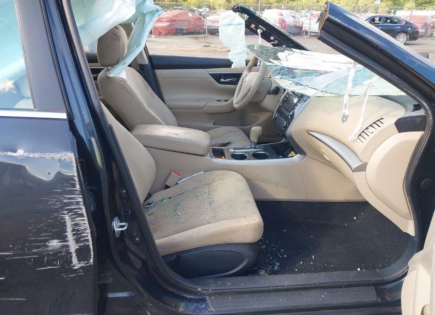 Photo 5 of 2015 Nissan Altima 2.5 S (VIN 1N4AL3AP8FC581267)