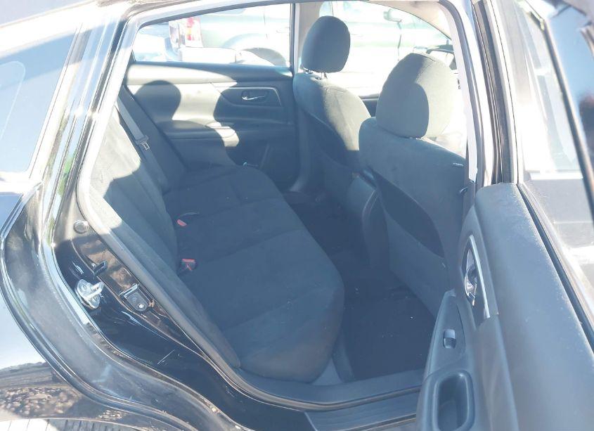 Photo 8 of 2015 Nissan Altima 2.5 S (VIN 1N4AL3AP8FC586808)