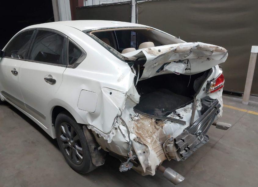 Photo 6 of 2015 Nissan Altima 2.5 S (VIN 1N4AL3AP8FC588624)