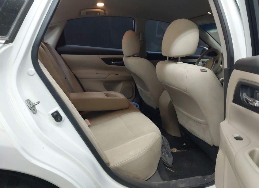 Photo 8 of 2015 Nissan Altima 2.5 S (VIN 1N4AL3AP8FC588624)