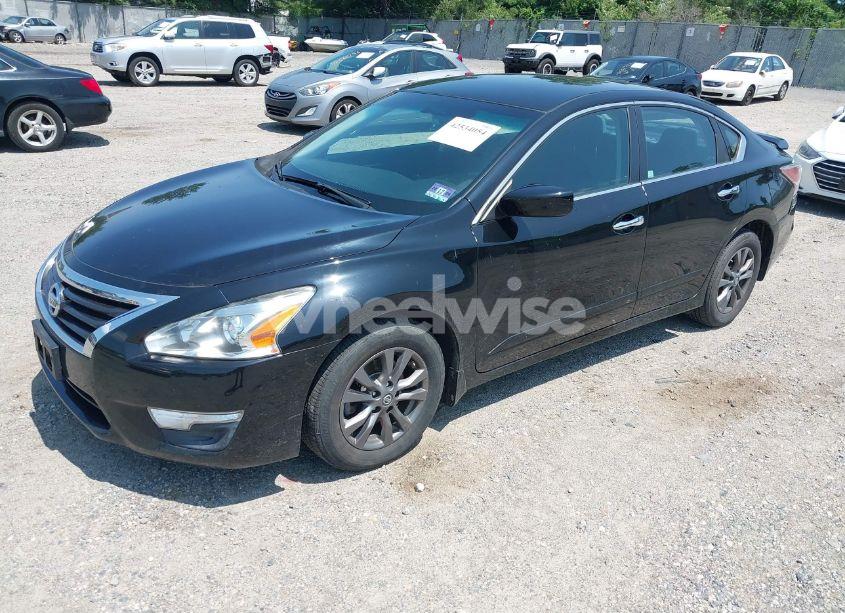 Photo 2 of 2015 Nissan Altima 2.5 S (VIN 1N4AL3AP8FC589000)