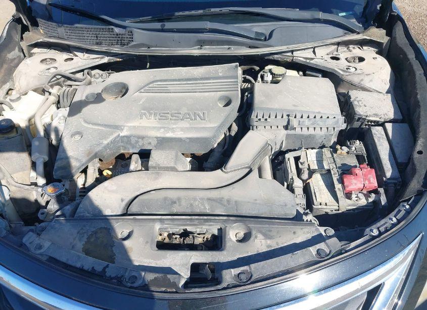 Photo 10 of 2015 Nissan Altima 2.5 SV (VIN 1N4AL3AP8FC589921)