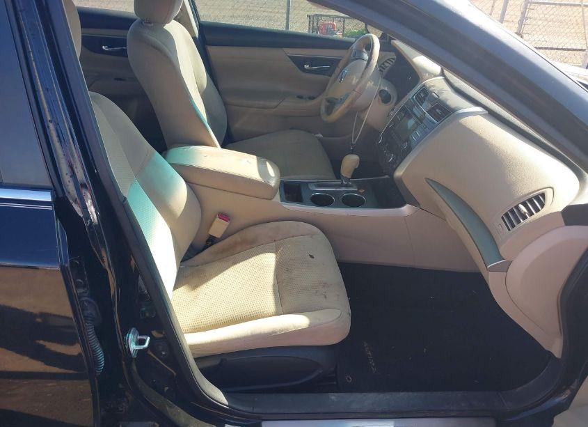 Photo 5 of 2015 Nissan Altima 2.5 SV (VIN 1N4AL3AP8FC589921)