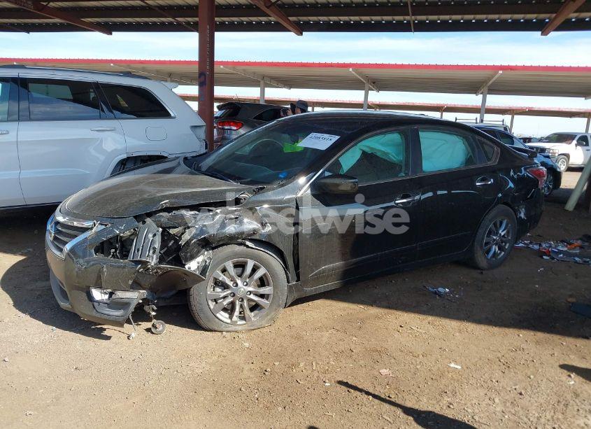 Photo 2 of 2015 Nissan Altima 2.5 S (VIN 1N4AL3AP8FC591586)