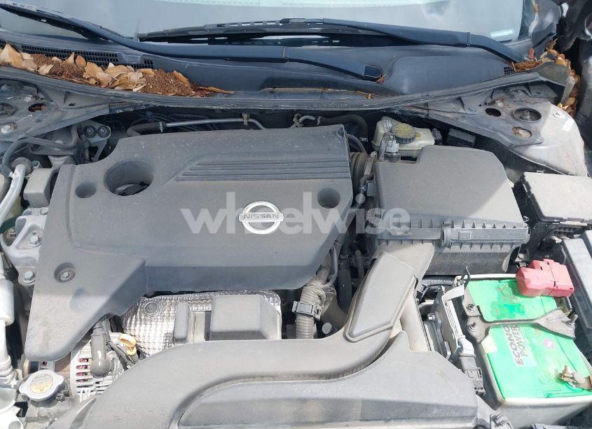 Photo 10 of 2015 Nissan Altima 2.5 S (VIN 1N4AL3AP8FN304610)