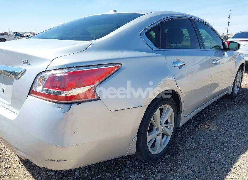 Photo 6 of 2015 Nissan Altima 2.5 SL (VIN 1N4AL3AP8FN314554)