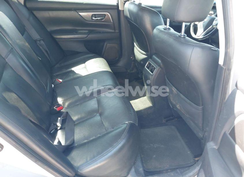 Photo 8 of 2015 Nissan Altima 2.5 SL (VIN 1N4AL3AP8FN314554)