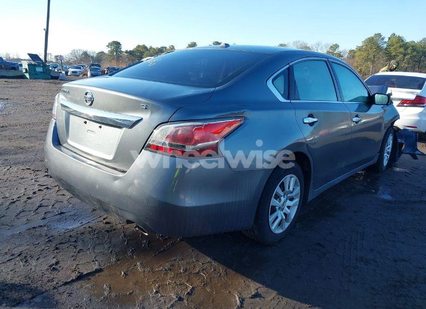 Photo 4 of 2015 Nissan Altima (VIN 1N4AL3AP8FN326851)