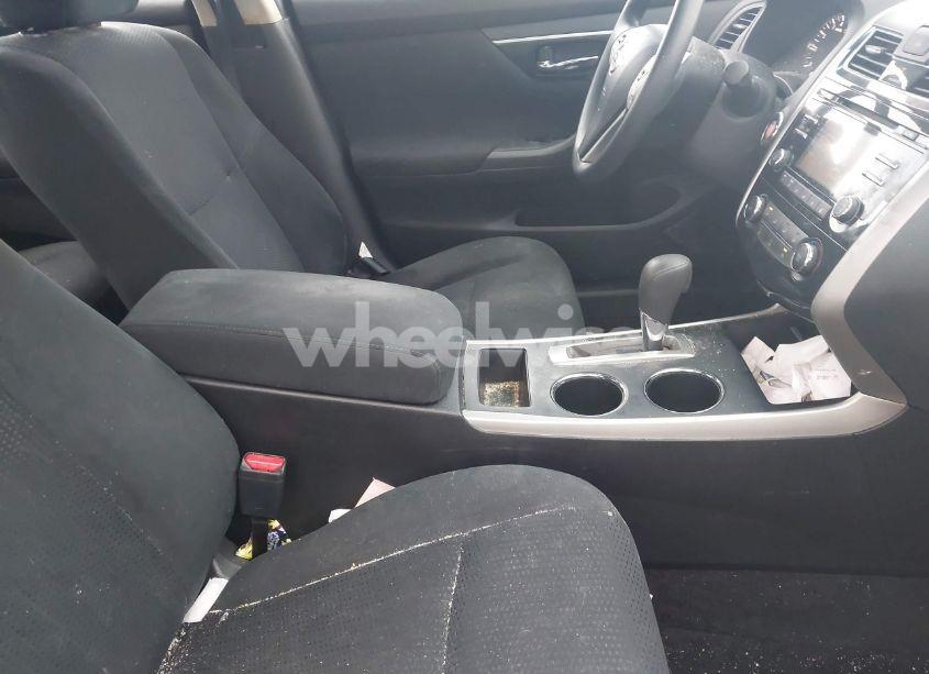 Photo 5 of 2015 Nissan Altima 2.5/2.5 S/2.5 SL/2.5 SV (VIN 1N4AL3AP8FN332911)