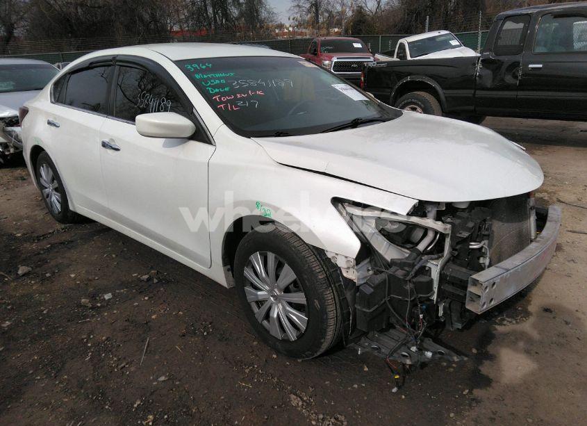 2015 Nissan Altima 2.5 S (VIN 1N4AL3AP8FN333430) main photo