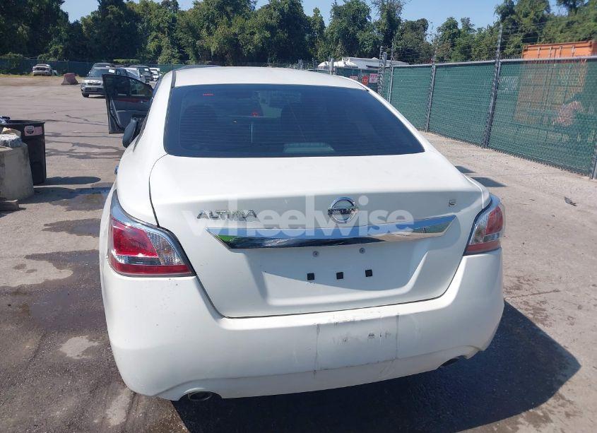 Photo 17 of 2015 Nissan Altima 2.5 S (VIN 1N4AL3AP8FN333430)