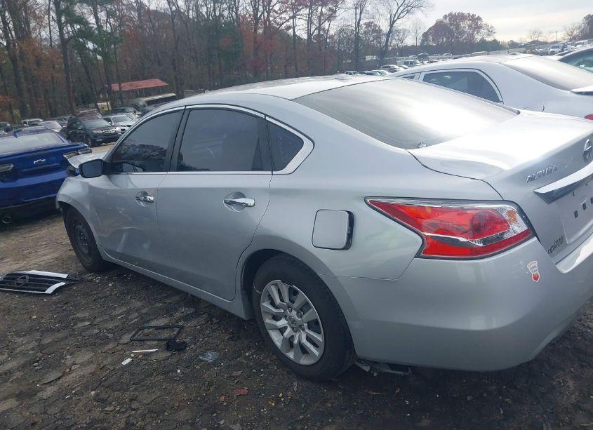 Photo 15 of 2015 Nissan Altima 2.5/2.5 S/2.5 SL/2.5 SV (VIN 1N4AL3AP8FN346968)