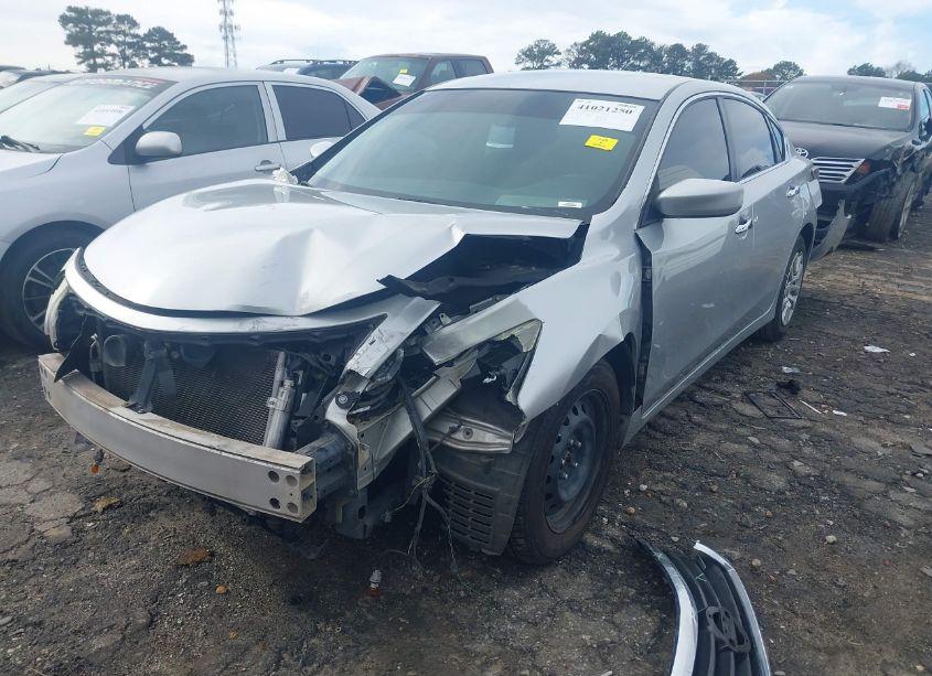 Photo 2 of 2015 Nissan Altima 2.5/2.5 S/2.5 SL/2.5 SV (VIN 1N4AL3AP8FN346968)