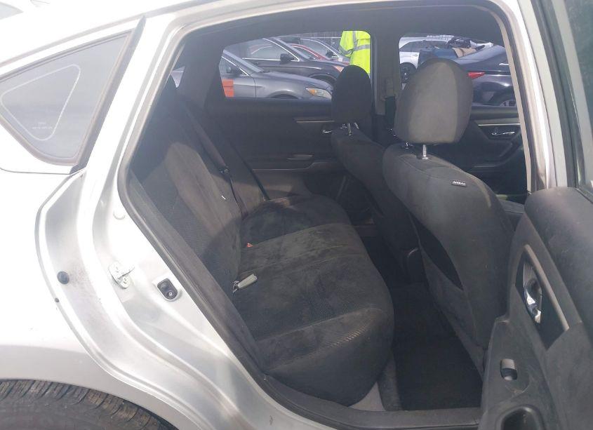 Photo 8 of 2015 Nissan Altima 2.5/2.5 S/2.5 SL/2.5 SV (VIN 1N4AL3AP8FN346968)