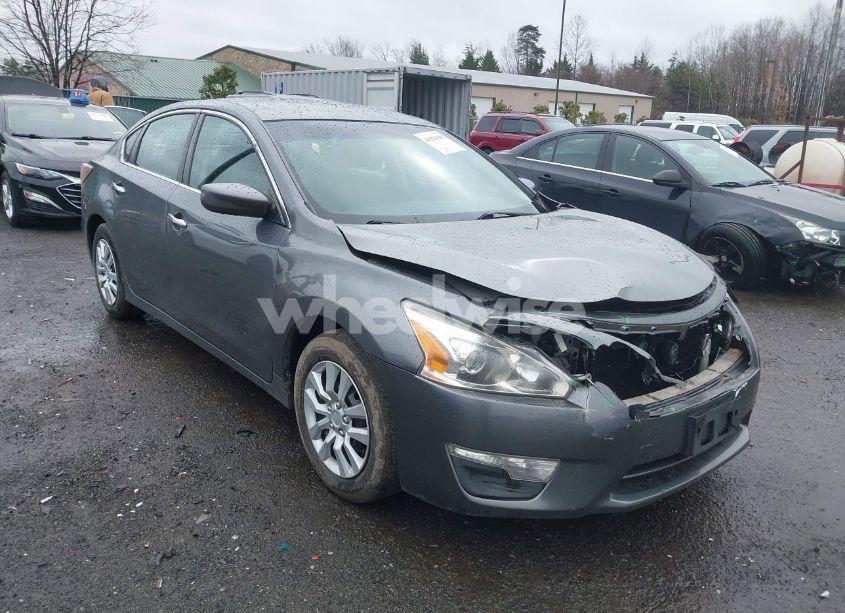 2015 Nissan Altima 2.5/2.5 S/2.5 SL/2.5 SV (VIN 1N4AL3AP8FN359946) main photo