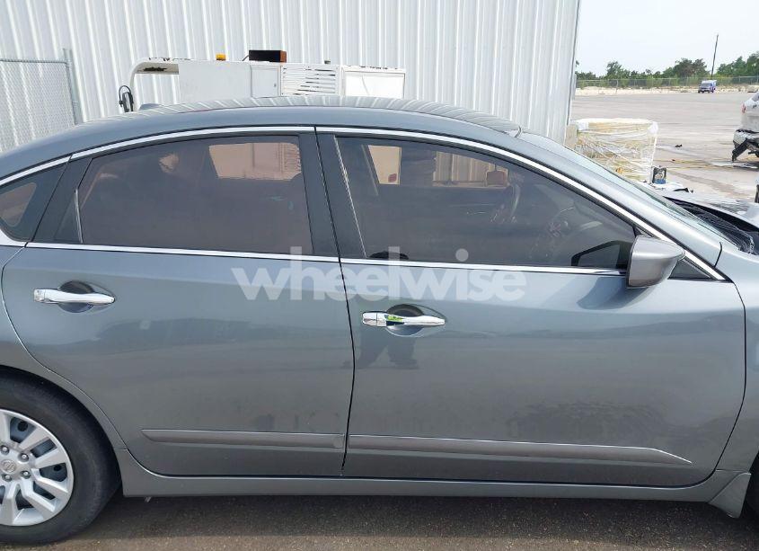 Photo 13 of 2015 Nissan Altima 2.5 S (VIN 1N4AL3AP8FN360594)