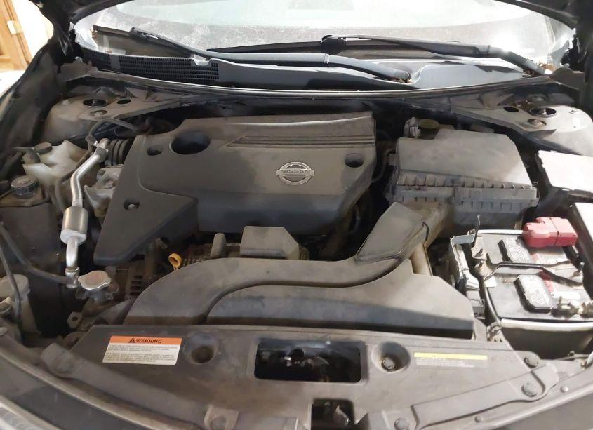 Photo 10 of 2015 Nissan Altima 2.5 S (VIN 1N4AL3AP8FN370803)