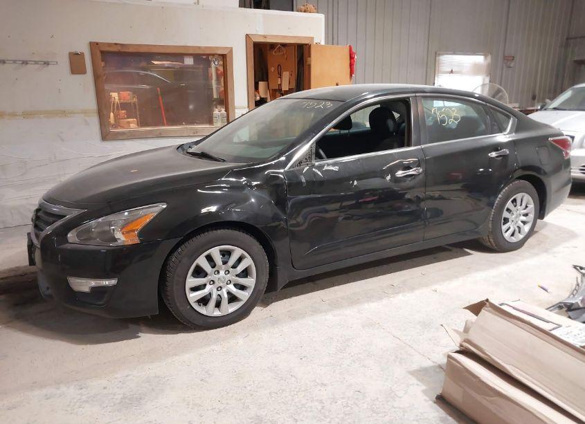 Photo 2 of 2015 Nissan Altima 2.5 S (VIN 1N4AL3AP8FN370803)