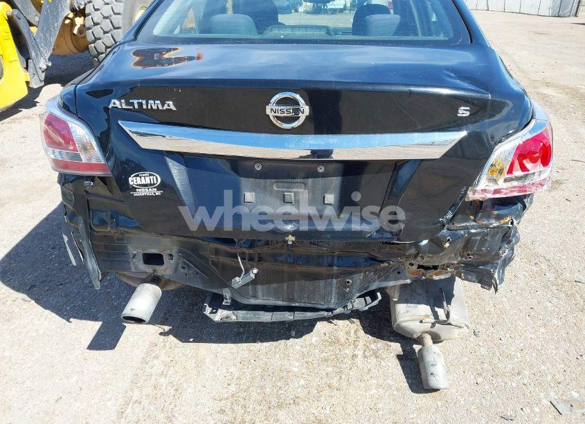 Photo 12 of 2015 Nissan Altima 2.5 S (VIN 1N4AL3AP8FN373474)