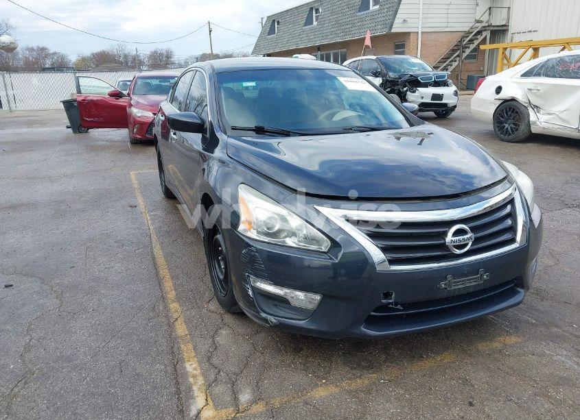 2015 Nissan Altima 2.5 S (VIN 1N4AL3AP8FN376925) main photo
