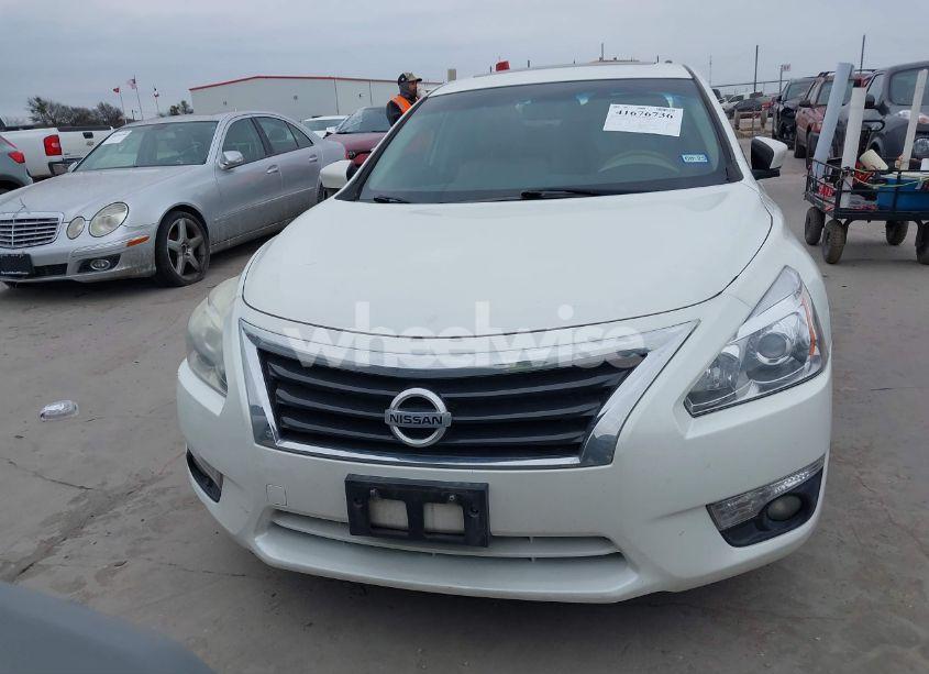 Photo 13 of 2015 Nissan Altima 2.5 SL (VIN 1N4AL3AP8FN380814)