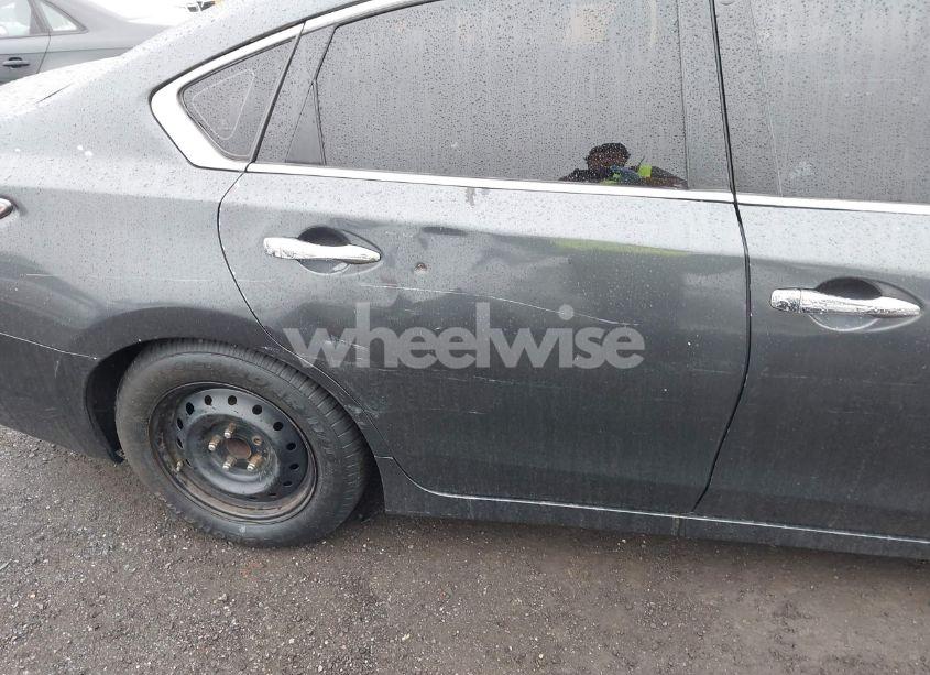 Photo 14 of 2015 Nissan Altima 2.5/2.5 S/2.5 SL/2.5 SV (VIN 1N4AL3AP8FN385642)