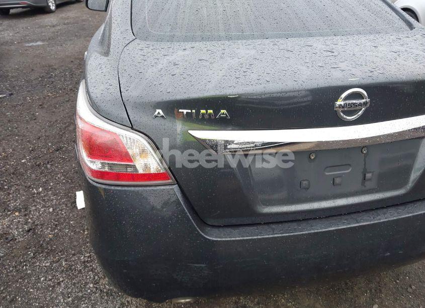 Photo 15 of 2015 Nissan Altima 2.5/2.5 S/2.5 SL/2.5 SV (VIN 1N4AL3AP8FN385642)