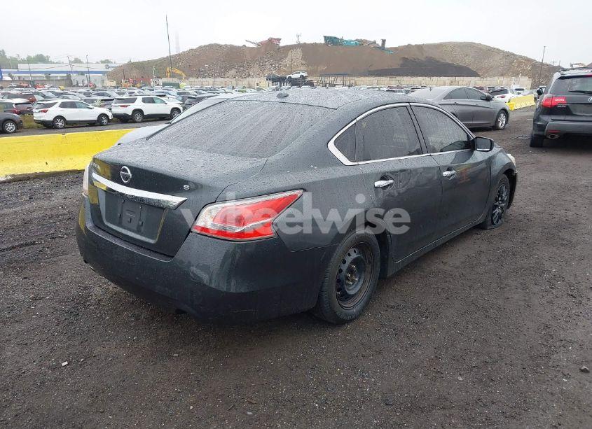 Photo 4 of 2015 Nissan Altima 2.5/2.5 S/2.5 SL/2.5 SV (VIN 1N4AL3AP8FN385642)
