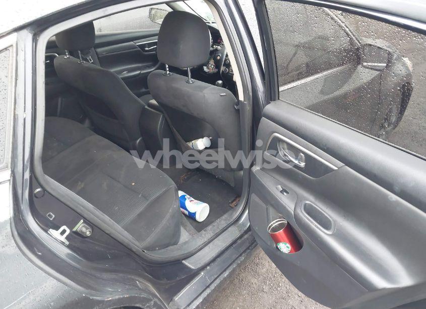 Photo 8 of 2015 Nissan Altima 2.5/2.5 S/2.5 SL/2.5 SV (VIN 1N4AL3AP8FN385642)