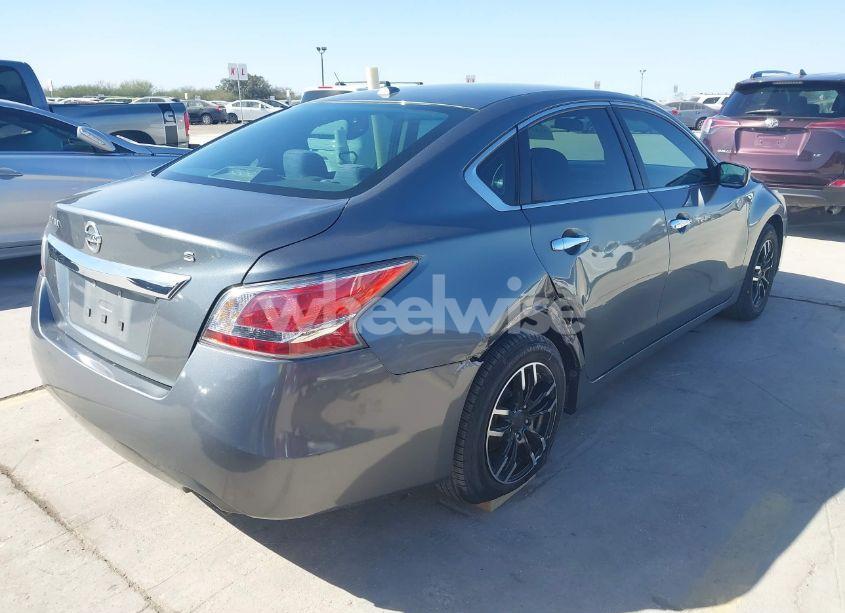 Photo 4 of 2015 Nissan Altima 2.5/2.5 S/2.5 SL/2.5 SV (VIN 1N4AL3AP8FN386161)