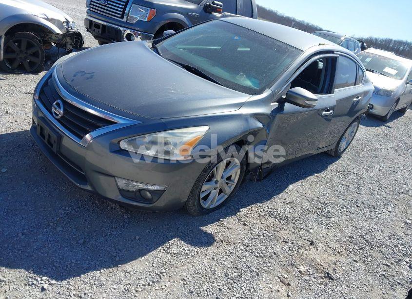 Photo 2 of 2015 Nissan Altima 2.5 SL (VIN 1N4AL3AP8FN391117)