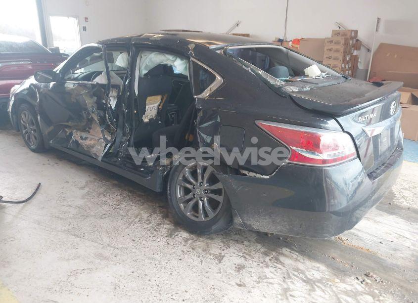 Photo 3 of 2015 Nissan Altima 2.5 S (VIN 1N4AL3AP8FN403878)