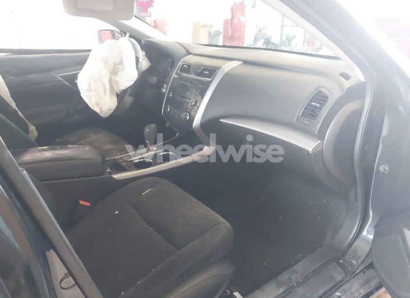 Photo 5 of 2015 Nissan Altima 2.5 S (VIN 1N4AL3AP8FN403878)